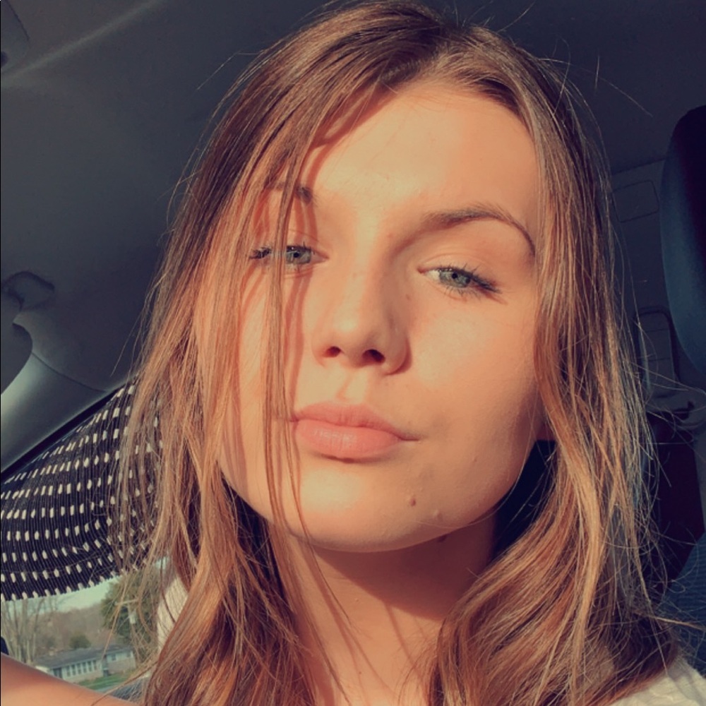 Meet your Posher, Kyla